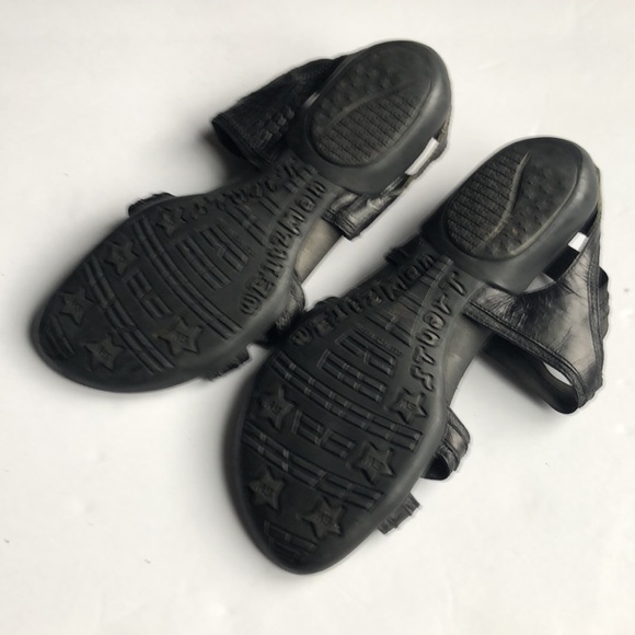 Stuart Weitzman black leather sandals, size 8 - Picture 2 of 4